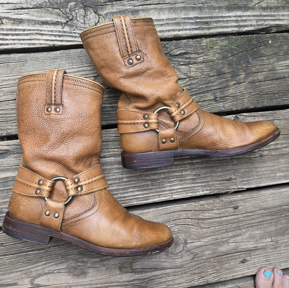 Frye Maxine Trapunto Shortie Boots – Distressed Leather – Size 6.5 - Picture 7 of 11